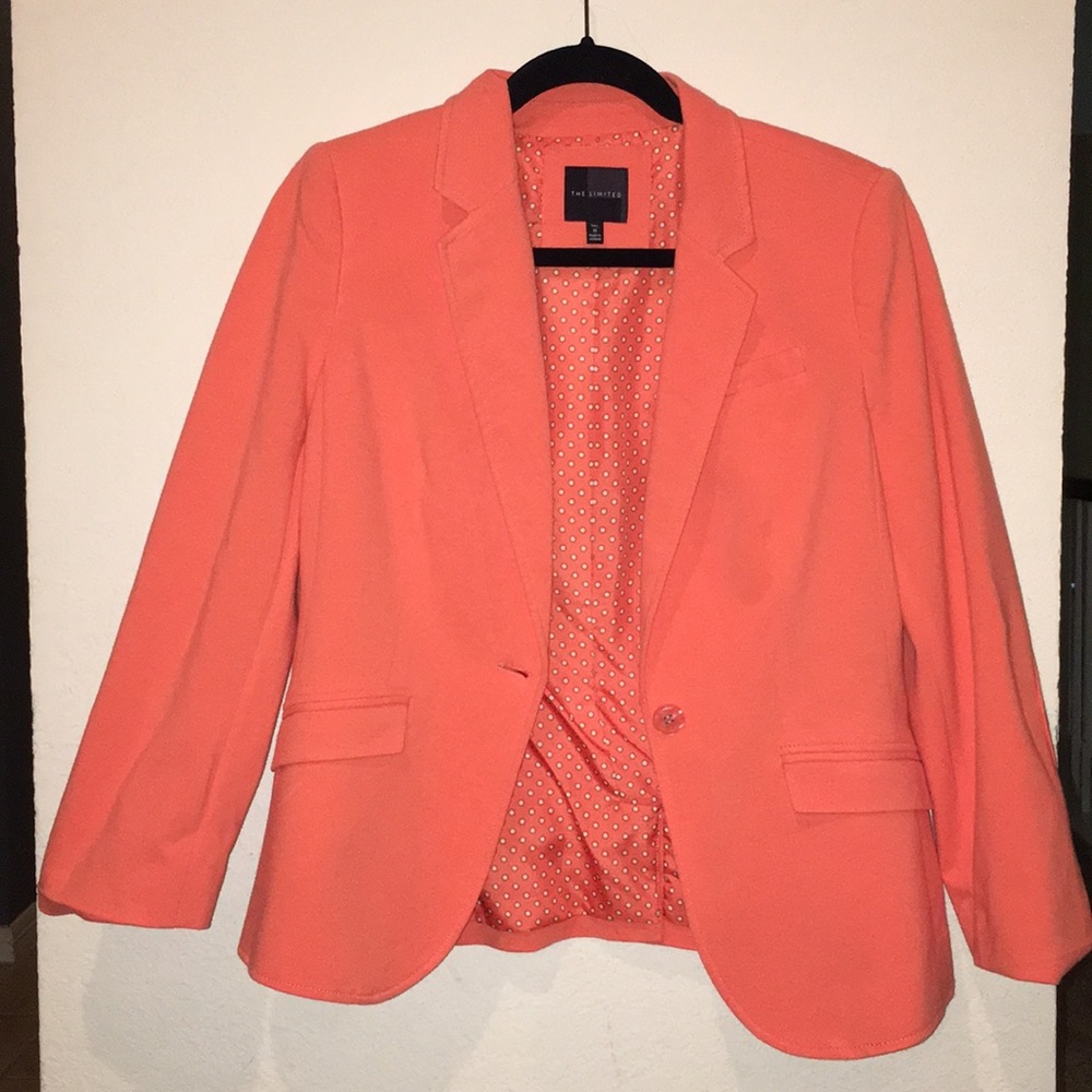 NWOT Coral Fitted Blazer w/ Cropped Sleeves!